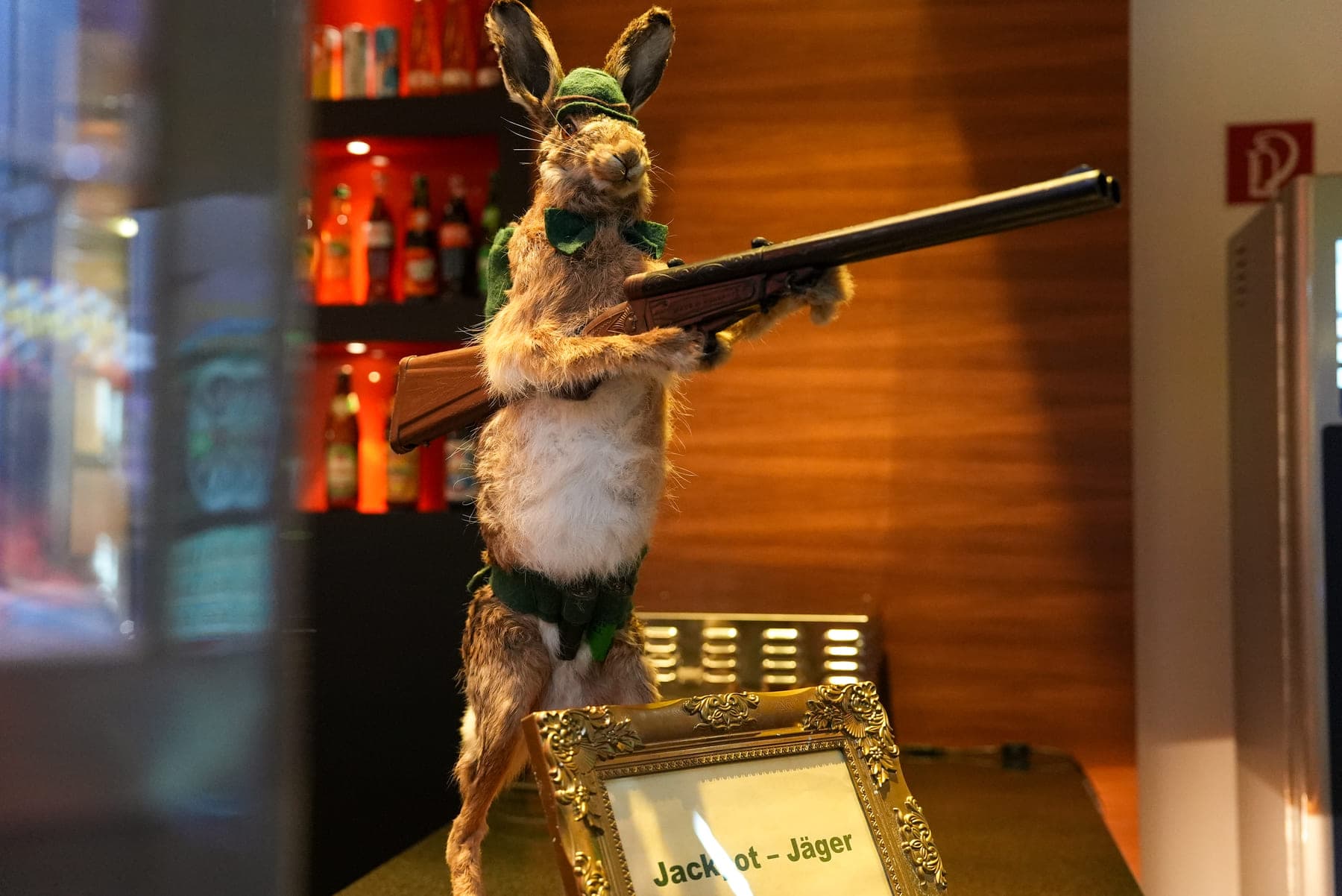 Der Jackpot-Jäger an seinem Platz in Regen